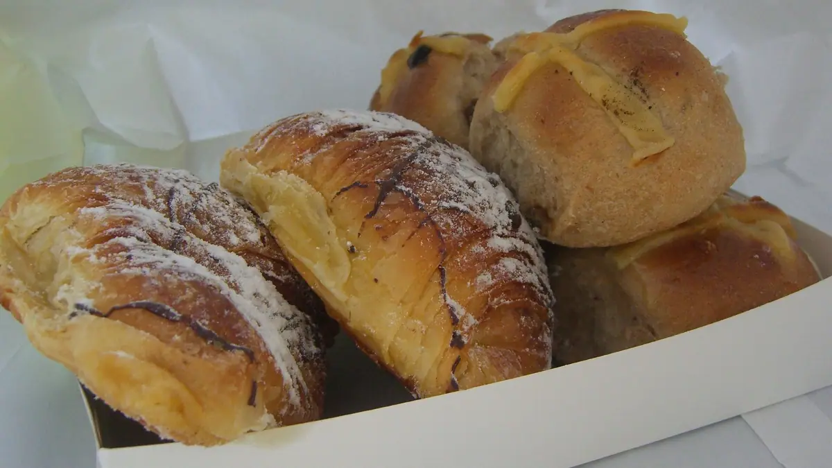 Cake Shop bakes
